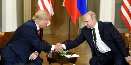 Donald Trumps şi Vladimir Putin - summit in Helsinki. FOTO EPA-EFE