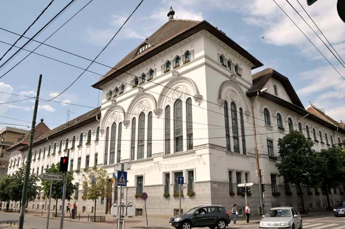 Două funcționare au fost comandate pentru implicarea în fraudarea unor concursuri FOTO Arhivă