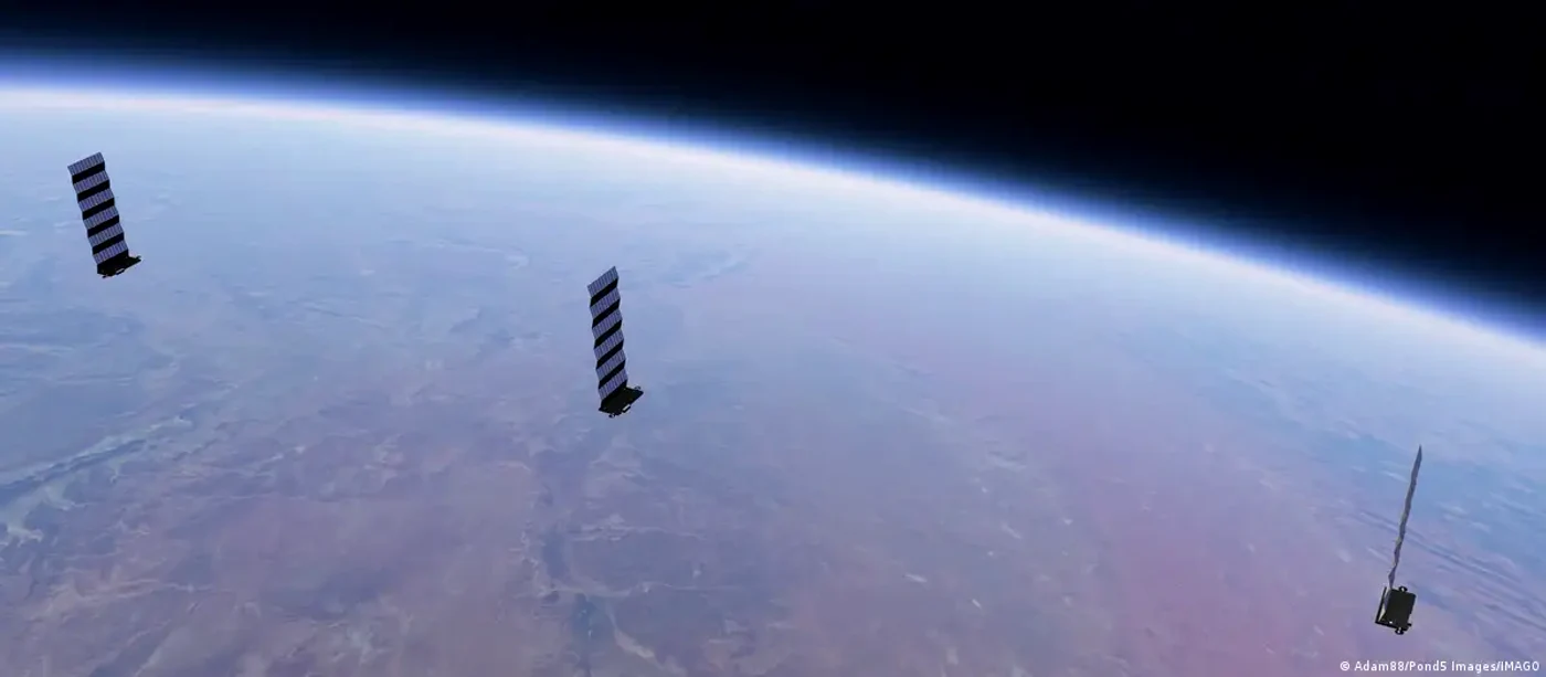 Sateliţii Starlink pe orbită