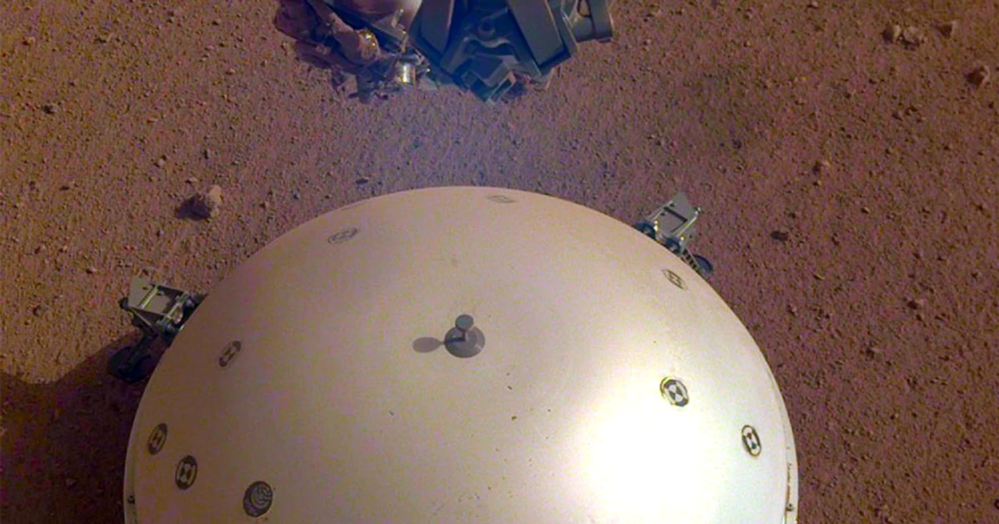 Seismometrul de pe sonda marţiană InSight Foto NASA JPL-Caltech