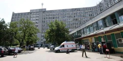Operaţiile au fost sistate la Spitalul Judeţean din Craiova  