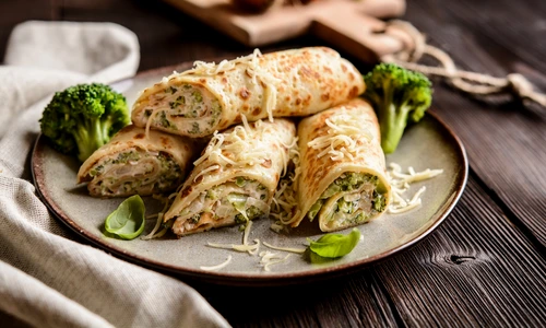 Clatite cu broccoli  Sursa foto shutterstock 595335134 jpg