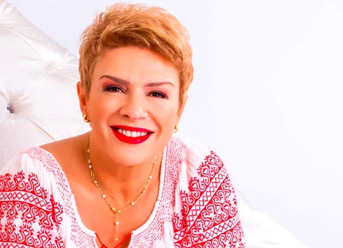 Teo Trandafir a fost extrem de încântată de rezultat Foto: Captură Kanal D