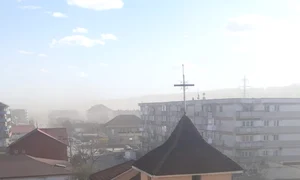 poluare matasari Foto