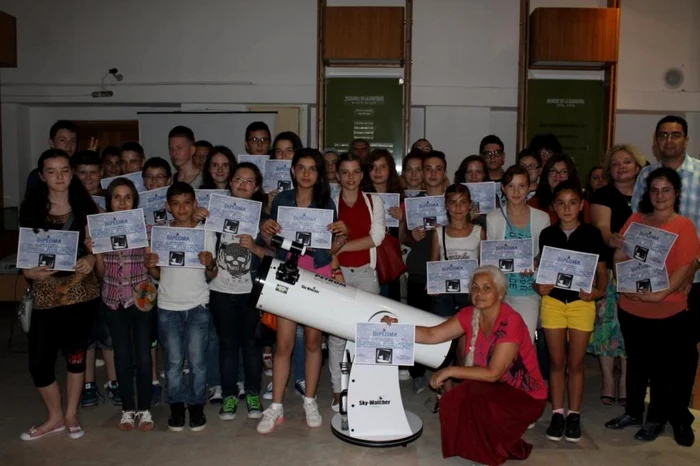 Promotia 2013 a Scolii de vară de astronomie Bârlad FOTO Facebook