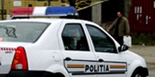 Poliția i-a reținut pe cei trei suspecți de înșelătorie