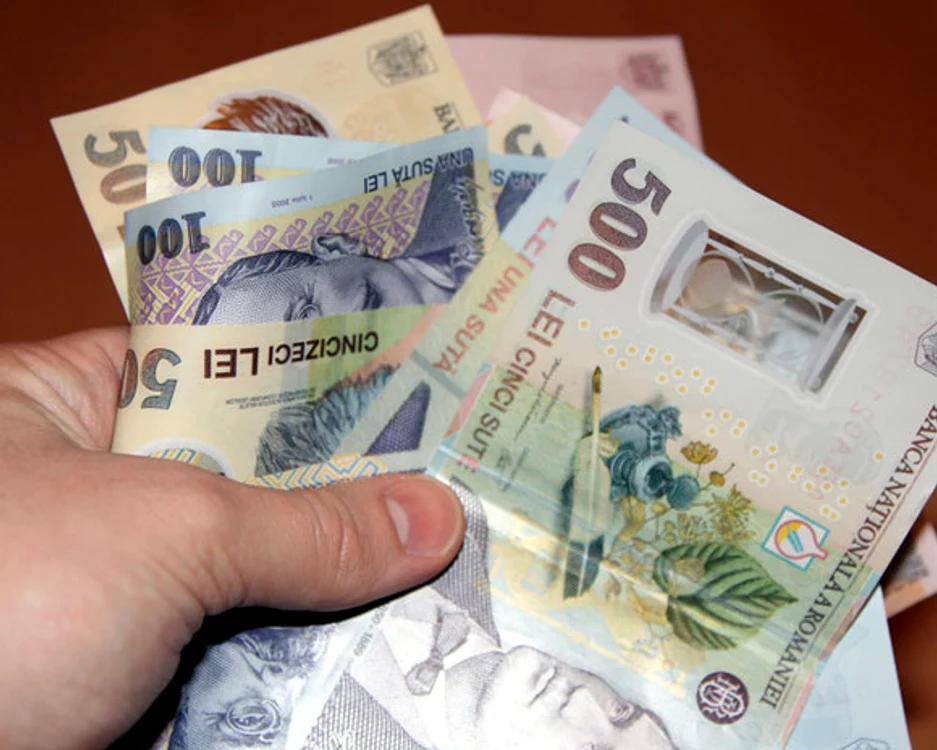 
    Horoscop zilnic 8 aprilie: Nativii din Leu culeg roadele muncii depuse  