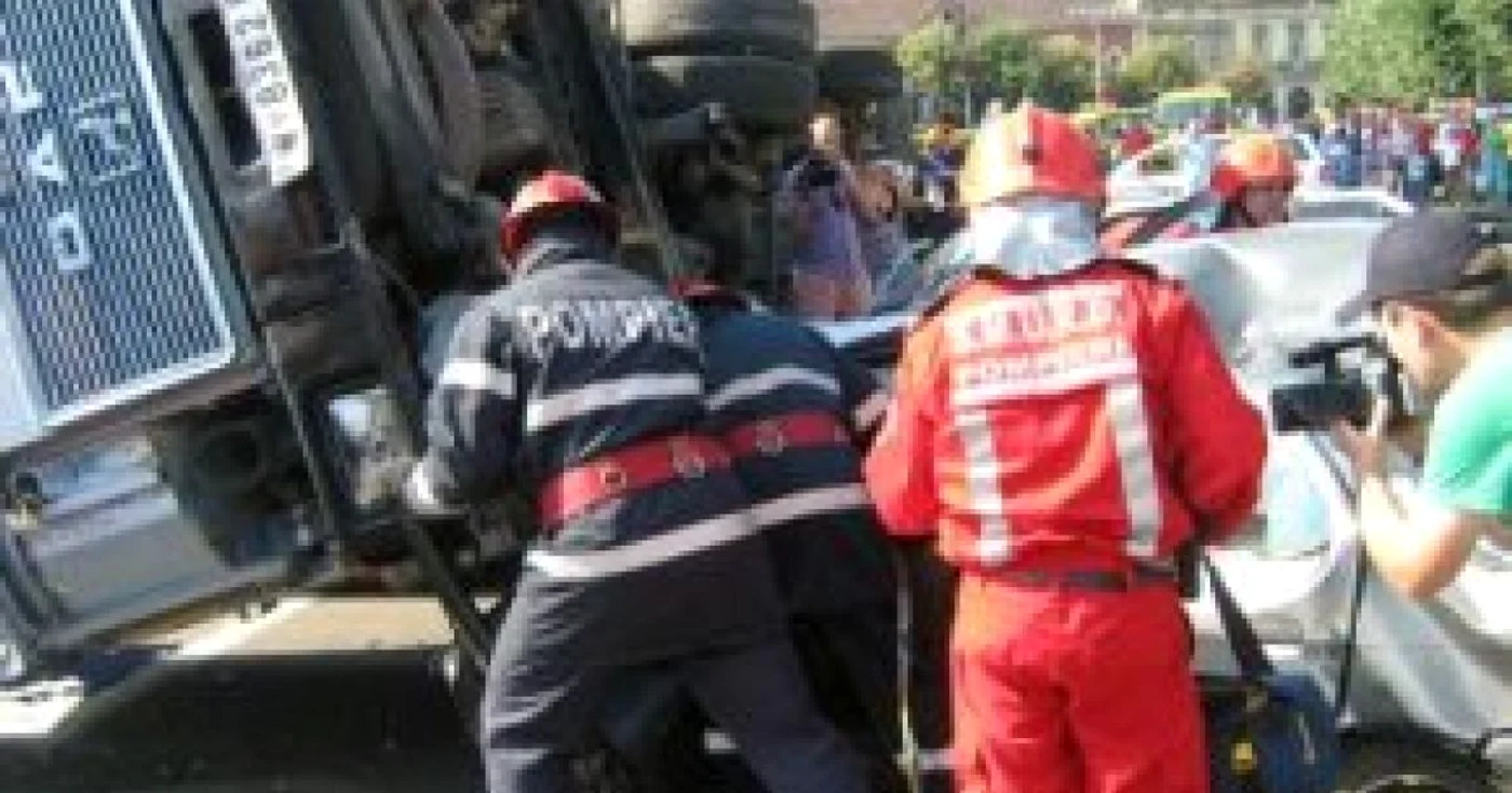 Nouă morţi într-un accident în Turcia