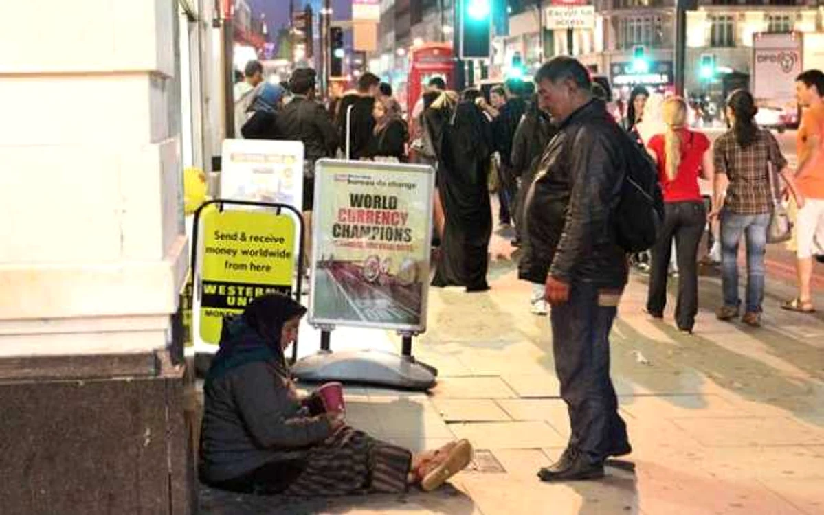 Numărul imigranţilor est-europeni care dorm sub cerul liber a crescut în ultimele săptămâni FOTO London Evening Standard