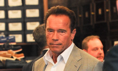 Arnold Schwarzenegger shopping for cigars in Mayfair jpeg