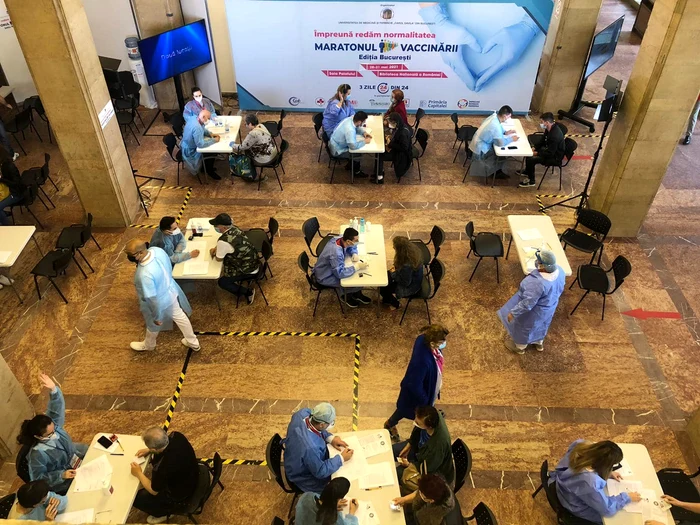 Peste 6.000 de oameni s-au imunizat la Maratonul Vaccinarii din Bucureşti, sâmbătă, până la prânzfoto: facebook