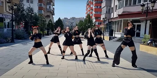 X-Scape, singura trupă de dans „stil k-pop” din Târgoviște. FOTO: Arhiva personală