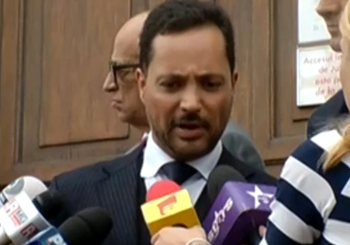 
    Hector Bitar (45 de ani) și Irina Cristescu (24 de ani)foto: Quien.com  