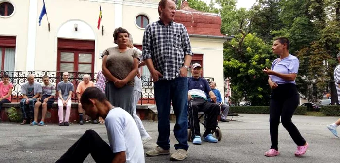 Viorel Pasca a adus 40 de oameni pe care a dorit sa-i lase in grija statului Foto-Claudia Bonchis