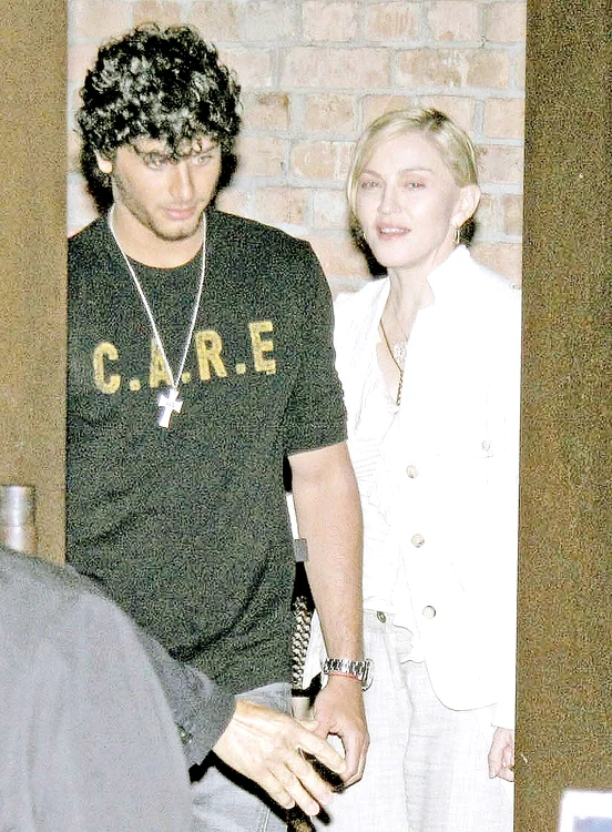 Diva, pe când se iubea cu dansatorul Jesus Luz