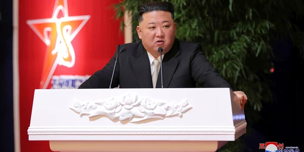Coreea de Nord a marcat miercuri cea de a 75 a aniversare de la înfiinţarea armatei sale Kim Jong Un FOTO Profimedia (2) jpg