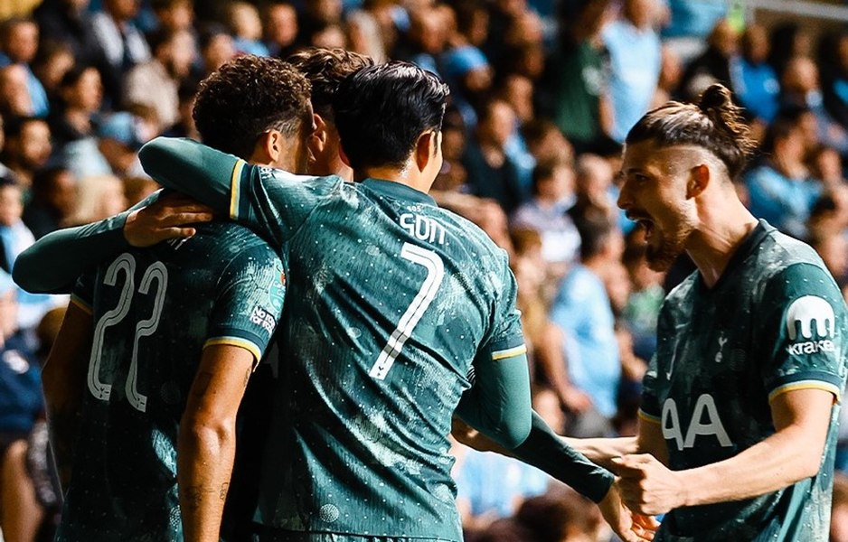 Radu Drăgușin, taxat după ce a fost titular într-un meci de foc al lui Tottenham. „Părea ruginit”