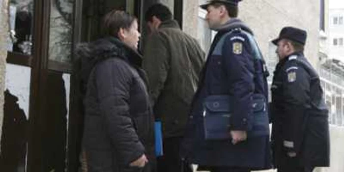 O parte dintre poliţişti vor fi evaluaţi de superiori