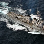distrugator american USS Ross