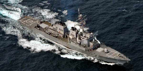distrugator american USS Ross
