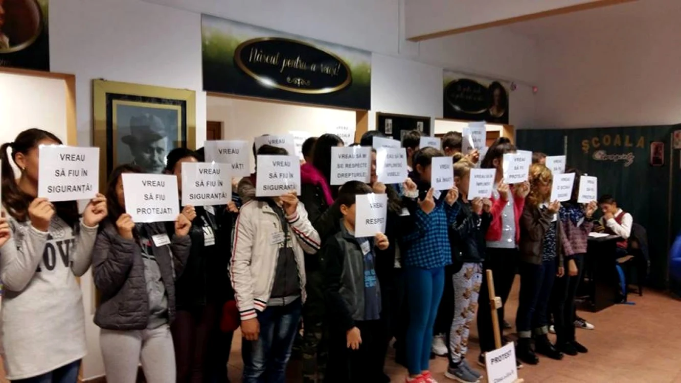 Ministerul Educaţiei a condamnat atitudinea inolerantă faţă de elevul diagnosticat cu ADHD