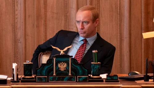 Jude Law în rolul lui Vladimir Putin 