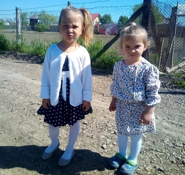 Andreea (4 ani) și Maria (3 ani) Facebook/ Asociația Glasul Vieții România