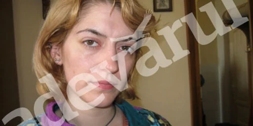 Ioana Roman (22 de ani) este acuzată că şi-a ucis prietenul cu 70 de lovituri de cuţit 