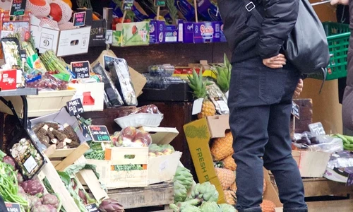 *EXCLUSIVE* MUST CALL FOR PRICING BEFORE USAGE American Singer Janet Jackson spotted going grocery shopping in London jpeg