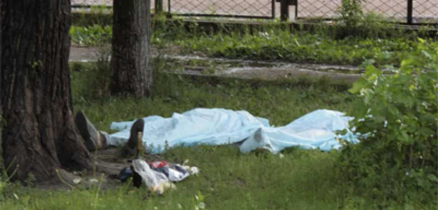 Doi îndrăgostiți au murit la Sankt Petersburg după ce au fost loviți de trăsnet