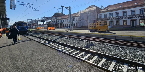 Gara orașului Simeria  Foto Daniel Guță ADEVĂRUL (47) jpg