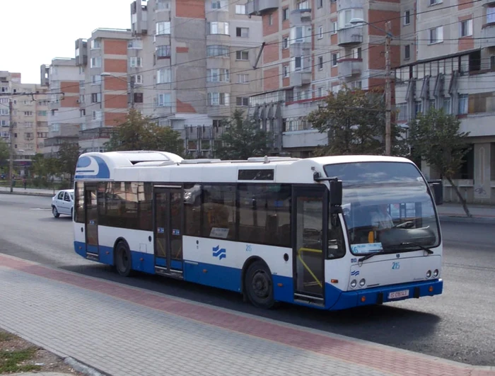 Autobuz pe ruta 46 FOTO Arhivă Radio Iaşi