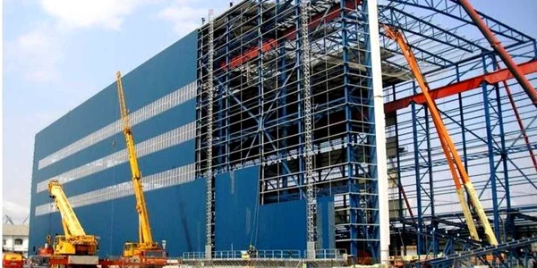 Cel mai mare hangar din ţară a fost proiectat, produs şi montat de SSAB AG