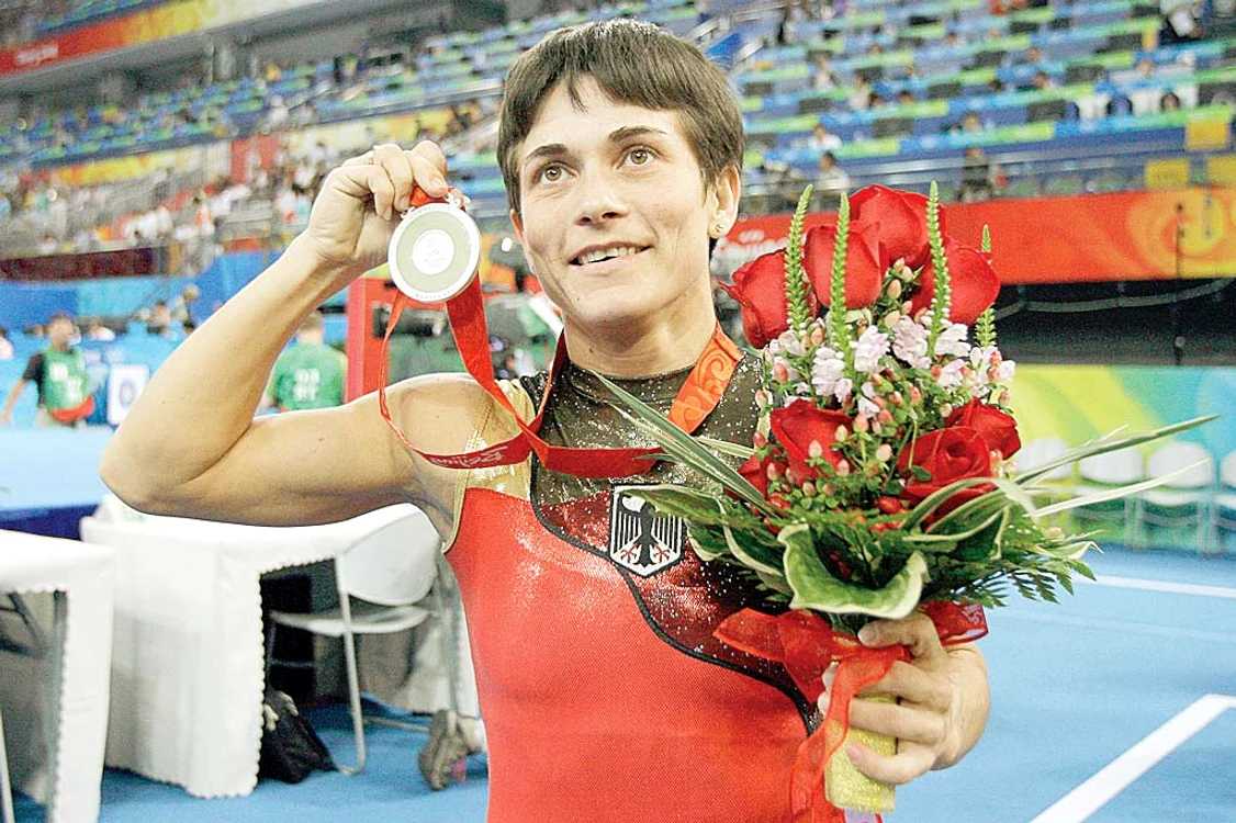 
    Dacă Chusovitina  va participa la Rio, va fi  primul practicant al  gimnasticii (bărbat sau  femeie) participant la 7 ediţii ale Jocurilor Olimpice foto: ap  
