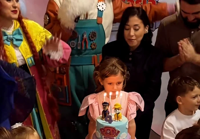 Nicole a dat party pentru fiica ei, Anastasia foto: Instagram Nicole și-a s