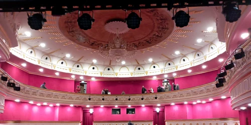 teatrul mihai eminescu (2) jpg