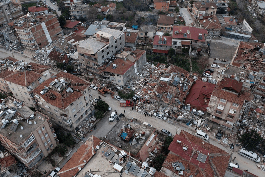 Bilanţul cutremurelor din Turcia şi Siria a trecut de 16.000 de morţi. „Amnistiile periodice în construcţii“ au contribuit la catastrofă VIDEO