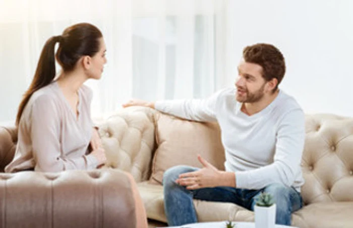 Este foarte important ca atunci când dorim să îi comunicăm ceva partenerului nostru de viaţă, să o facem la momentul potrivitfoto: 123RF