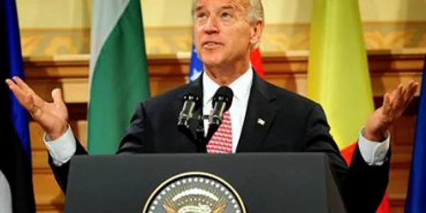 Biden a salutat Europa de Est, cerându-i răspândirea democraţiei
