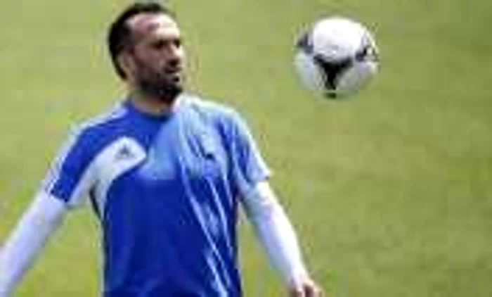 Theofanis Gekas, un posibil pericol pentru „tricolori“. FOTO: Reuters