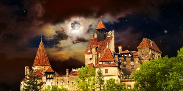 Castelul Bran FOTO Shutterstock 