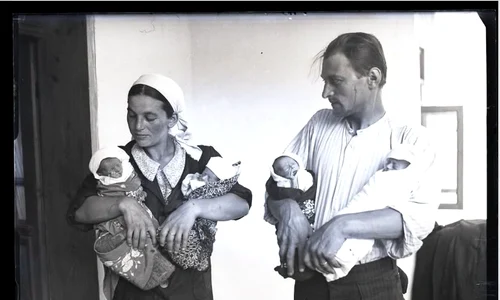 Cvadrupleți născuți în județul Olt, în 1939