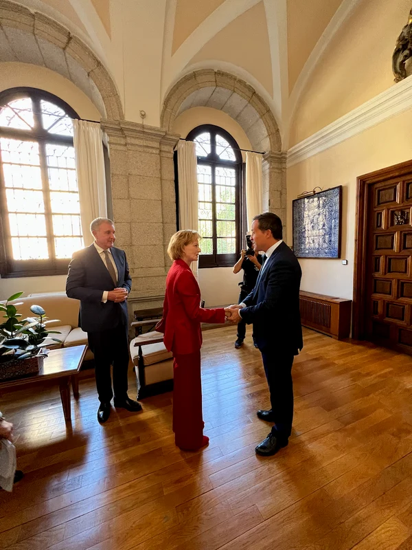 Majestatea Sa Margareta si Principele Radu in Toledo, Spania  FOTO Casa Majestatii Sale (9) jpeg