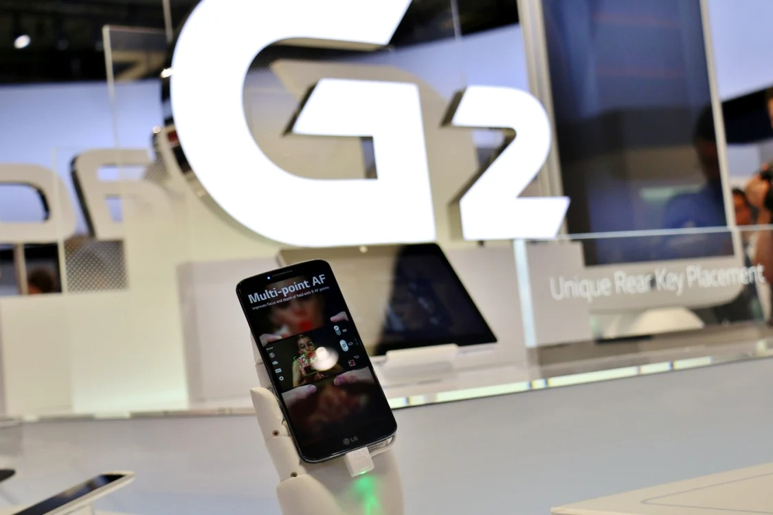 LG G2 pentru Sprint tocmai „s-a dat“ în 22.500 de unităţi. FOTO Răzvan Băltăreţu/Adevărul