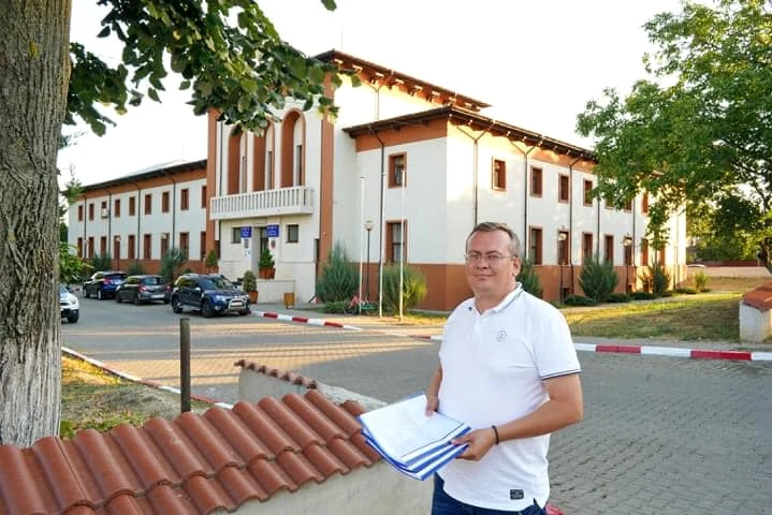 Iulian Nica este fostul primar al oraşului Panciu