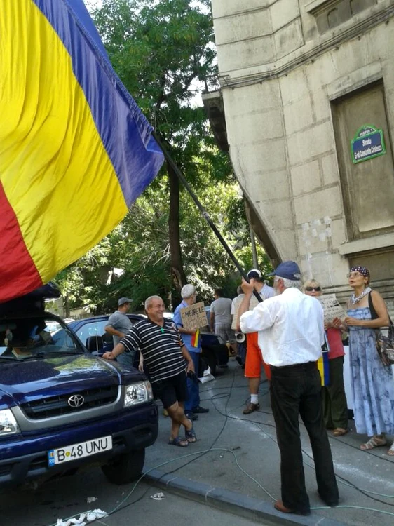 dna protest antena dan voiculescu FOTO mihaela cojocariu