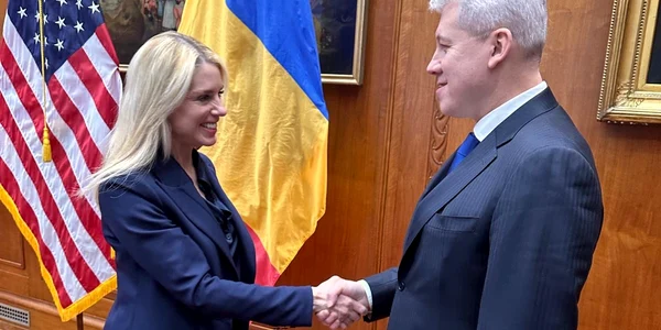 predoiu si Pamela Bondi FOTO  FB MAI jpg