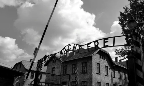 Lagărul de concentrare și de exterminare Auschwitz-Birkenau (foto: Pixabay)
