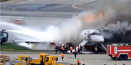 incendiu suhoi superjet 100 moscova mai 2019 captura