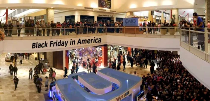 Black Friday e o zi adorată de americani FOTO Mircea Goia